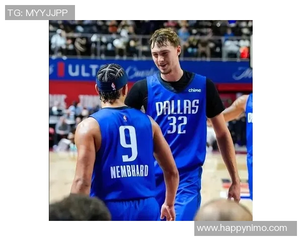 公牛队惨遭爵士队逆袭以54比96落败赛季表现堪忧