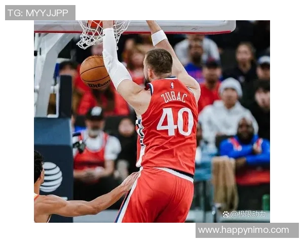 快船与勇士激战回顾12月24日精彩比赛录像全景解析