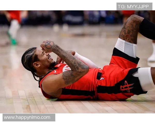 火箭与小牛激战回顾：14-15赛季精彩对决与关键时刻分析