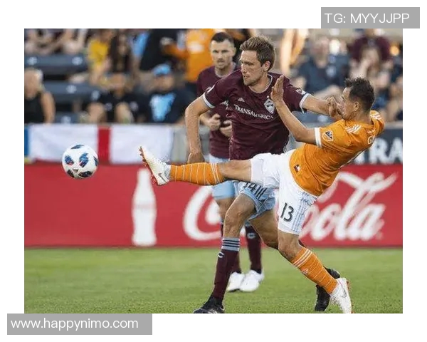 乌民族与巴西国际的激烈对决揭示足球战术与团队合作的重要性