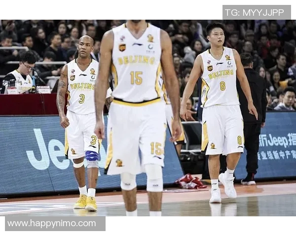 北京首钢与九台激战正酣谁将赢得这场篮球巅峰对决