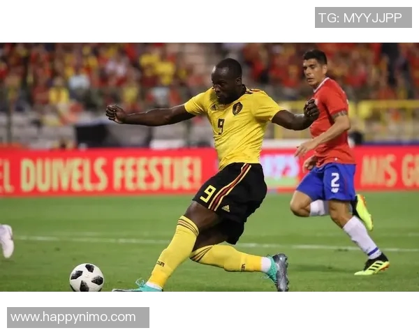 卢卡库的逆袭之路：从天才少年到世界级前锋的奋斗历程与成就